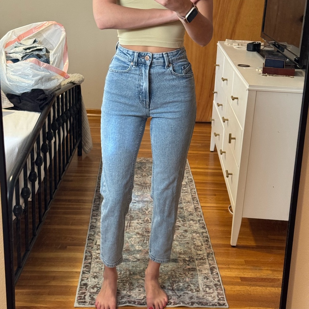 Stradivarius High Waisted Ankle Cropped Jeans